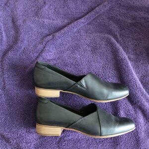 Clarks Juliet Palm Slip-On Size 10
